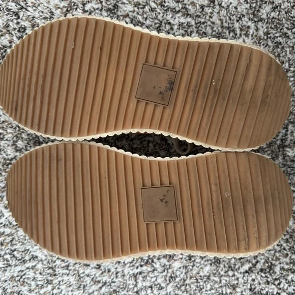 Dolce Vita Platform Sneakers Size 7.5 Beige Canvas Tan Suede Casual shoes - Picture 4 of 10
